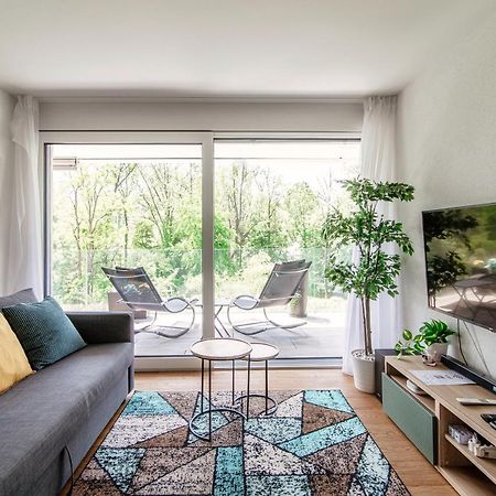 Linda Terrace By Quokka 360 - Modern One-Bedroom Flat With Sun Terrace Локарно Экстерьер фото